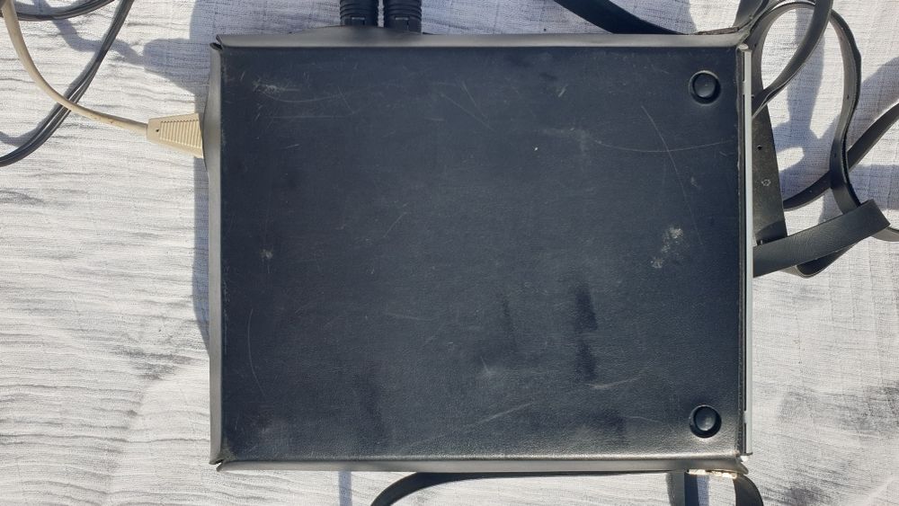 Philips magnetofon kasetowy vintage z mikrofonem – kolekcjonerski