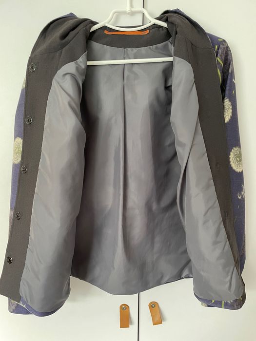Демісезонна куртка з принтом, квітковий мотив.