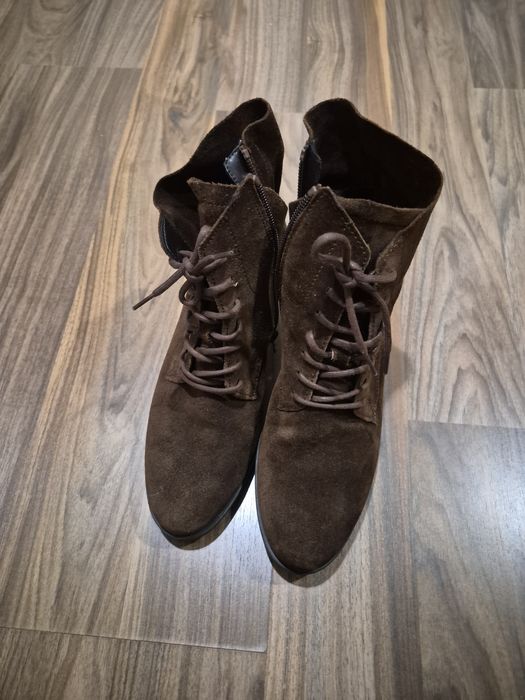 Botins Camurça castanhas