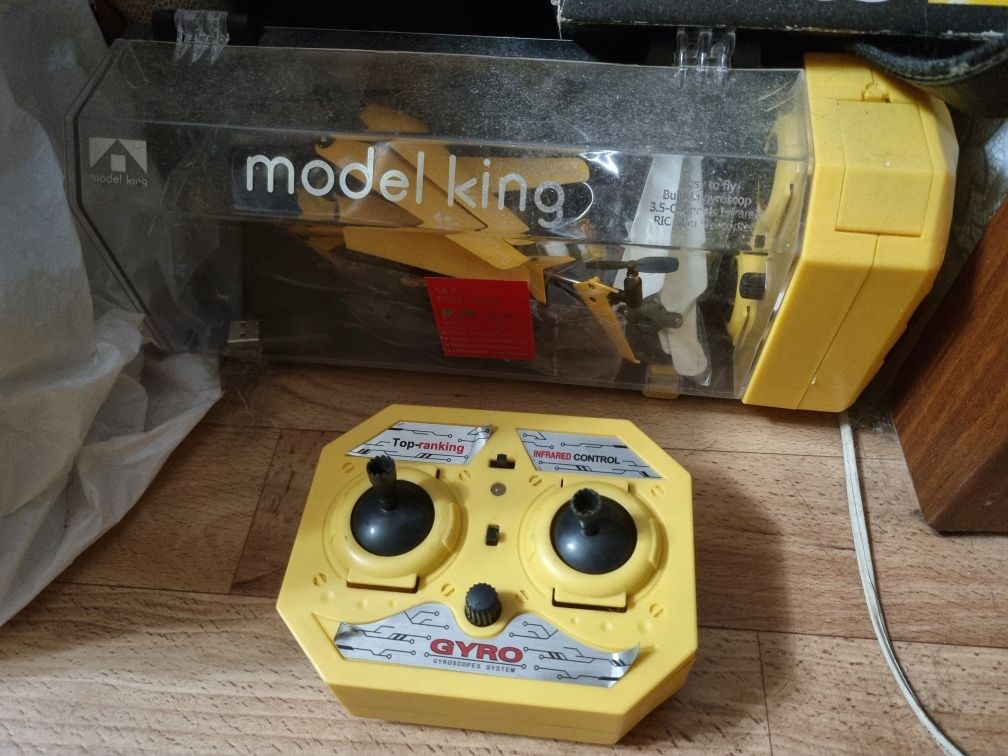 Пульт Керування від Іграшкового Гелікоптера Model King