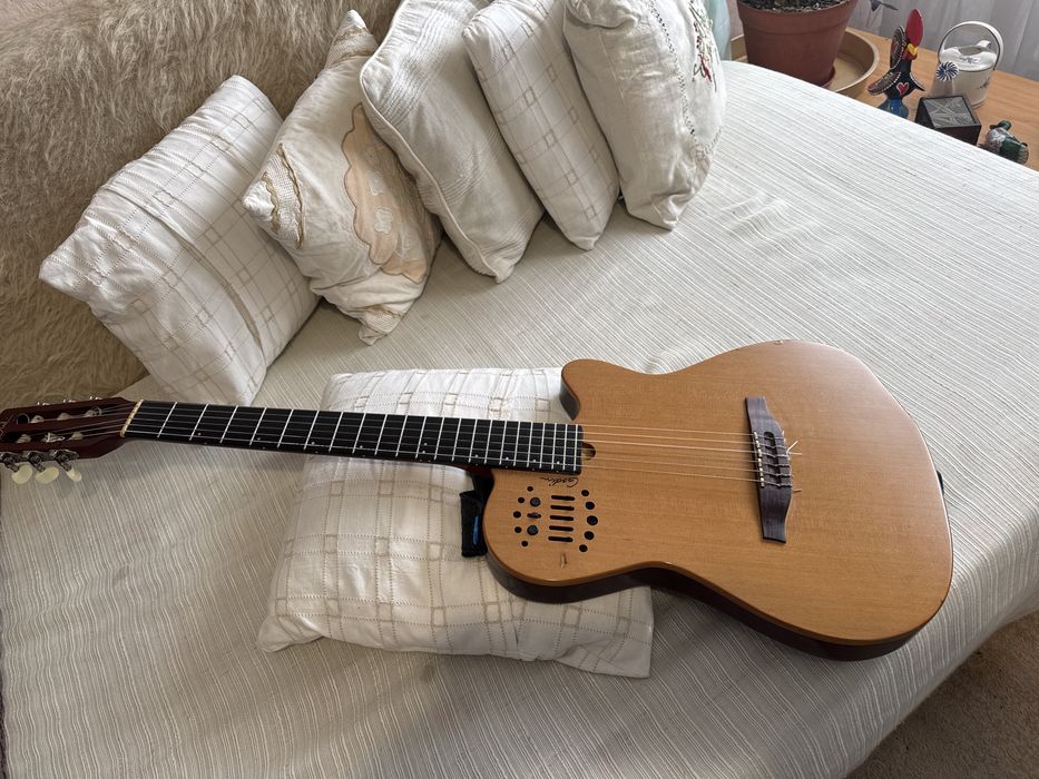 Guitarra Godin Multiac ACS SA - Nylon Midi