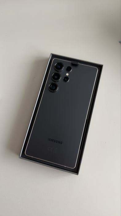 Samsung Galaxy S25 Ultra 12/512 GB Gwarancja Jak nowy