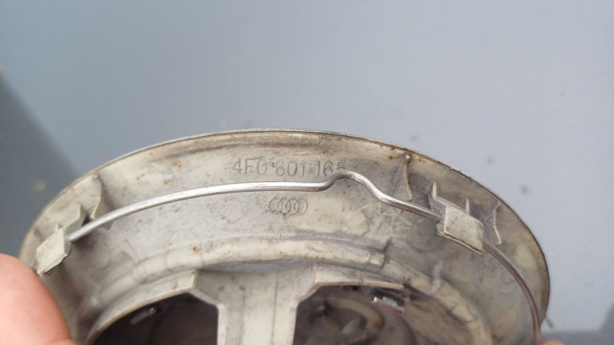 2 x oryginalny Dekielek 148mm kołpaczek alufelgi audi 15cm 4F0.601.165