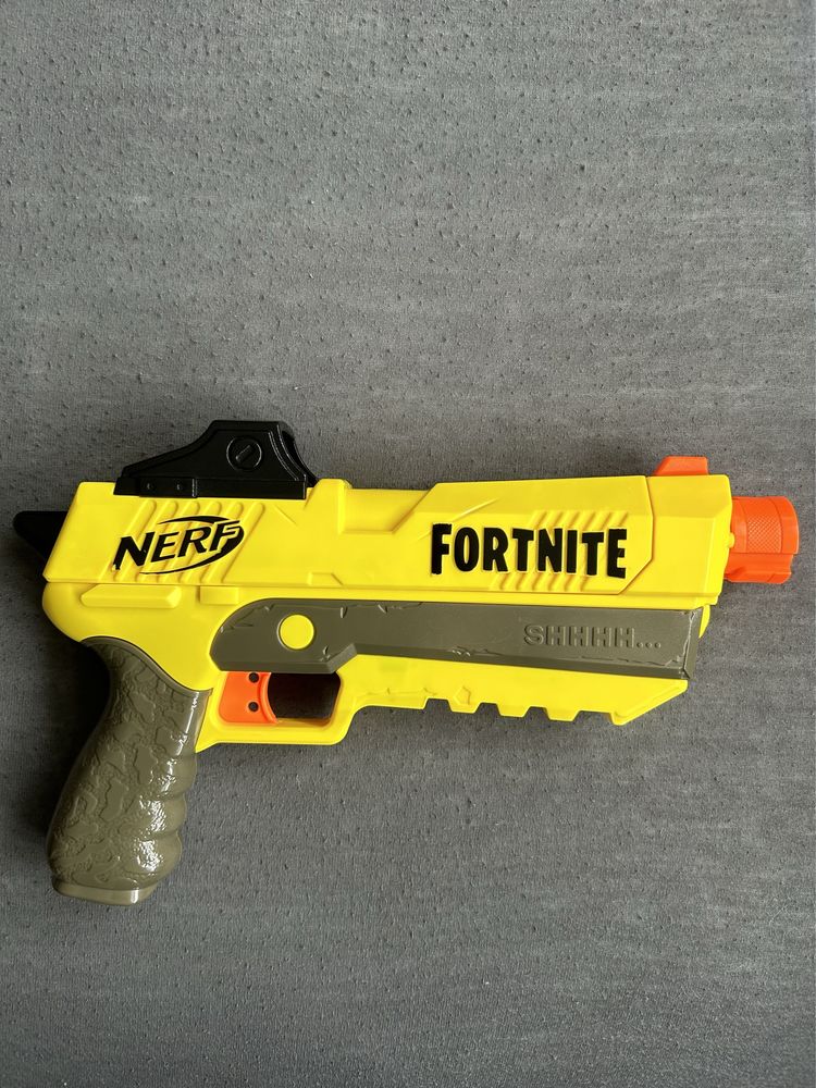 Nerf Fortnite pistolet z tłumikiem