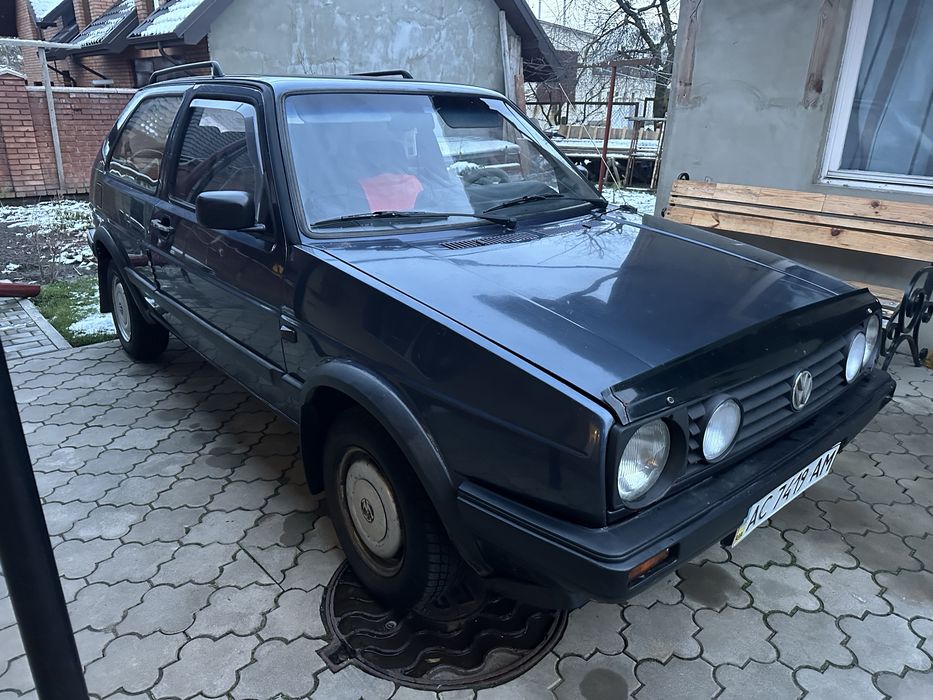 Гольф2,1.6 бензин