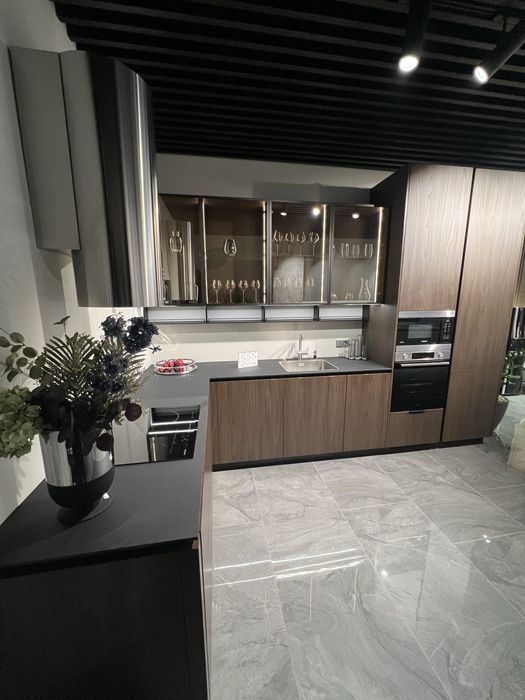 Кухни под заказ.