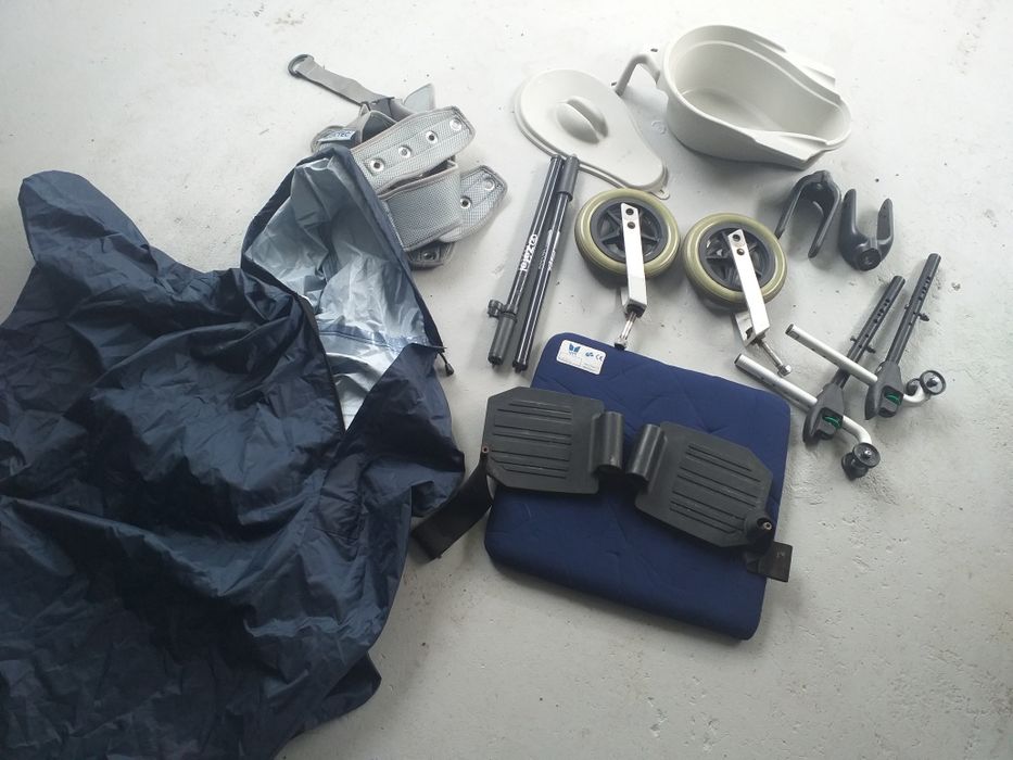 Material para cadeira de rodas e acessórios