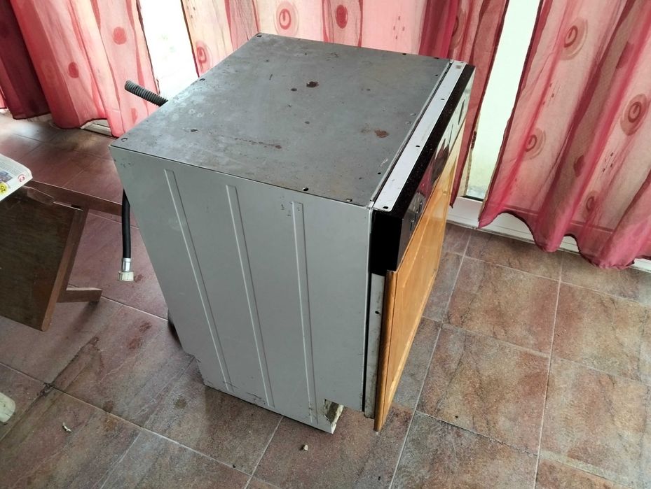 Máquina de lavar a loiça de encastre