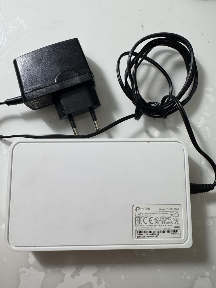 Комутатор TP-LINK TL-SF1008D