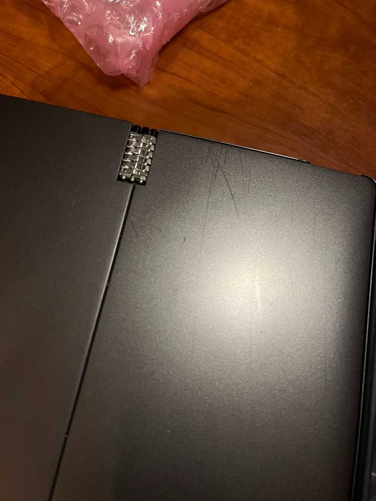 Плашет, ноутбук Lenovo IdeaPad Miix 520 12.2" 2K i5-8250U\8GB\256GB
