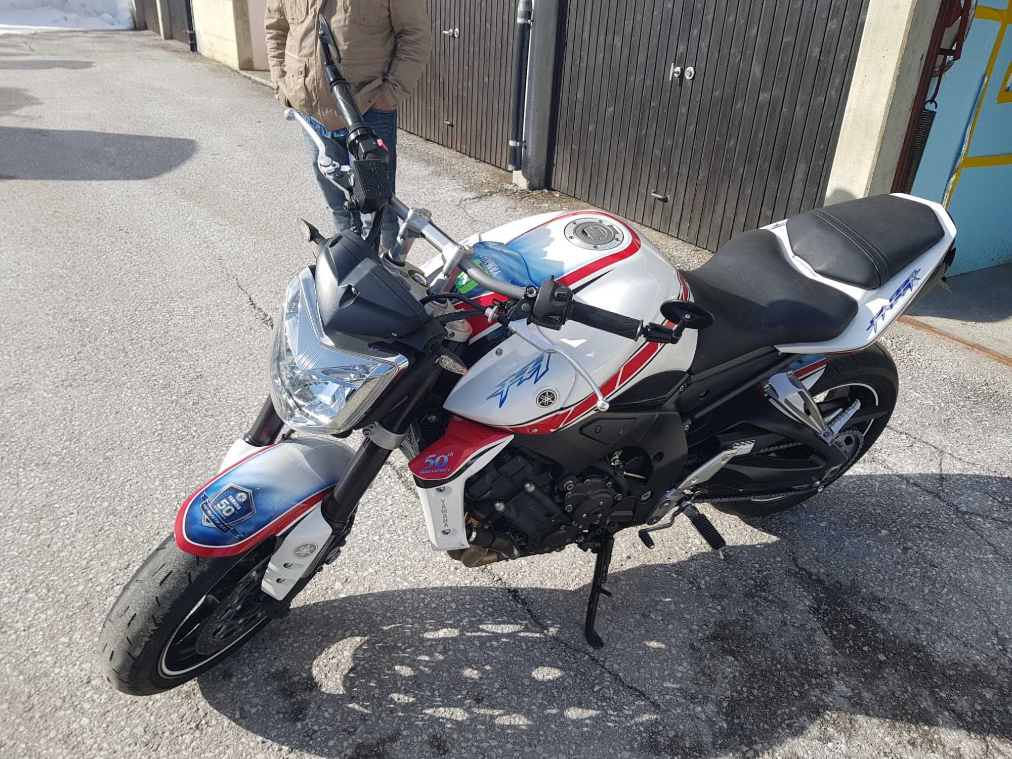 Yamaha fz1n como nova