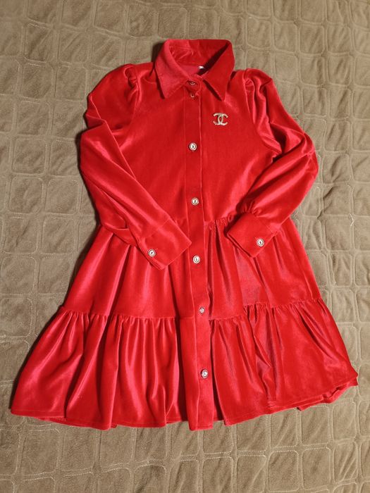 Продам святкову сукню на новий рік