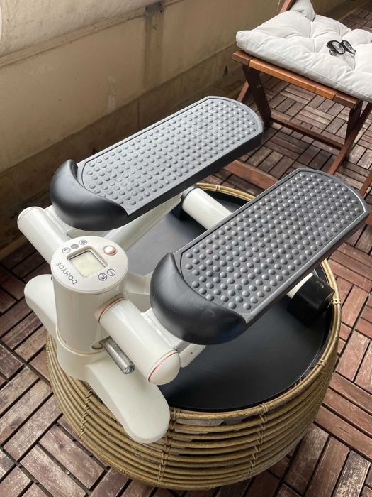 STEP CARDIO FITNESS - GINÁSTICA EM CASA DOMYOS DECATHLON DIGITAL