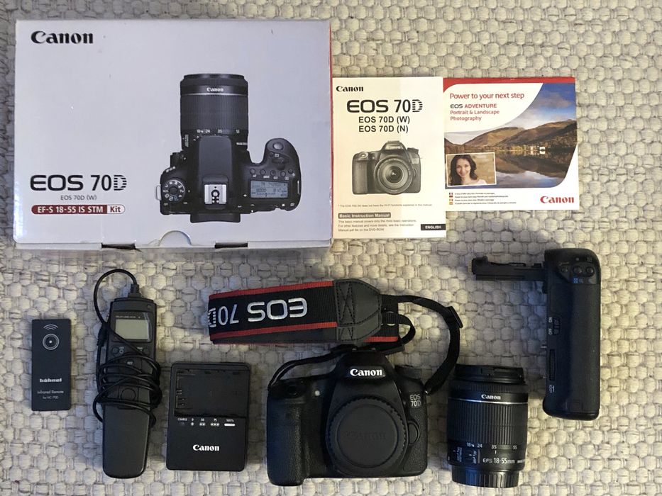 Aparar fotograficzny Canon 70D z 18-55mm IS STM + bogate wyposażenie