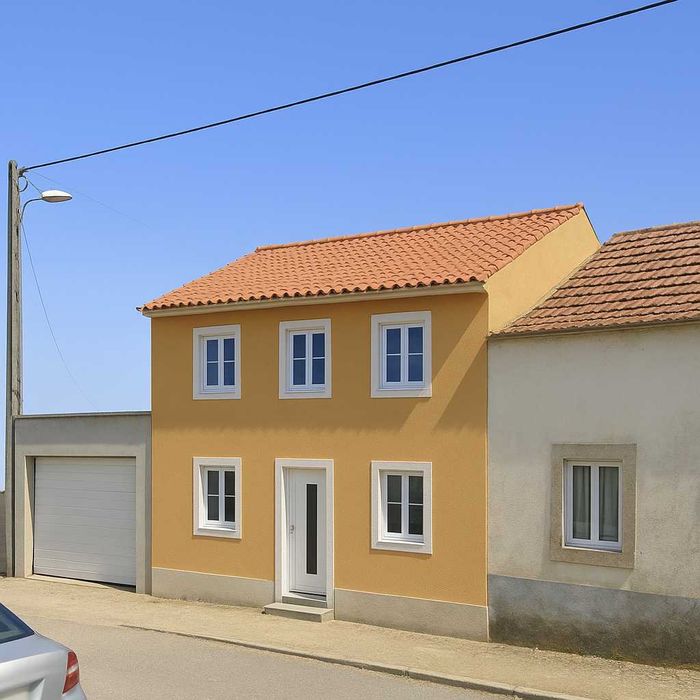 Moradia V3 para reconstrução com terreno