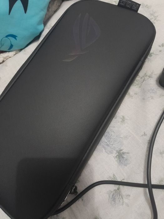 ROG Ally X 1Tb + carregador + bolsa