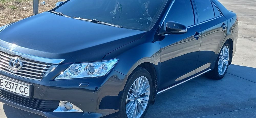 Продам Тайота камри 50