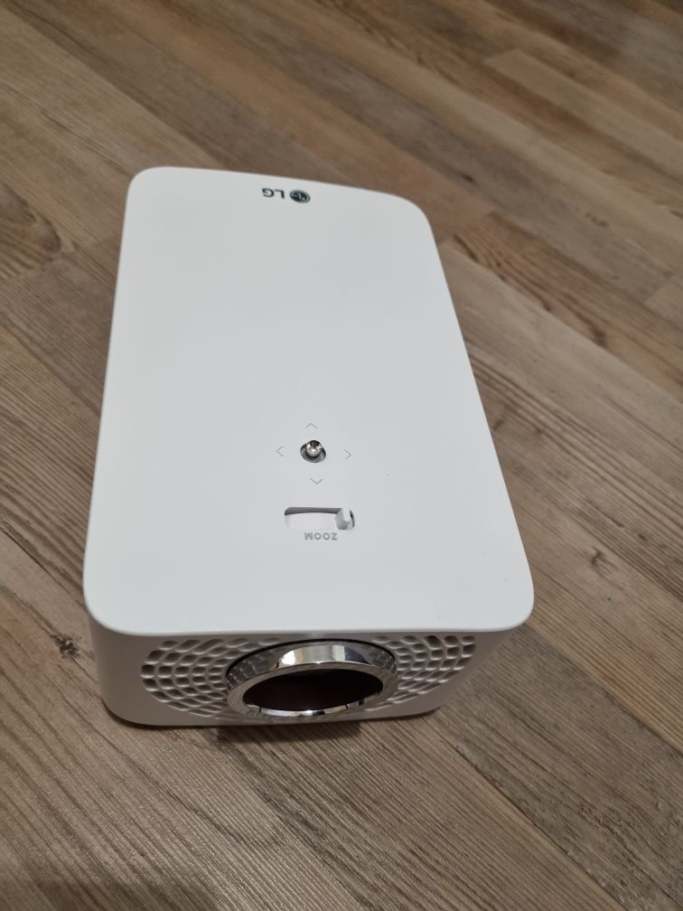 Projektor LG Minibeam Pro