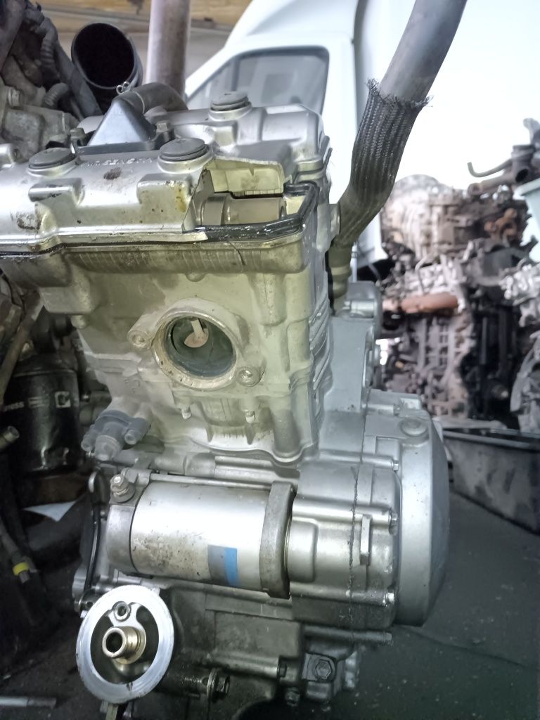 Suzuki sv1000 silnik na części