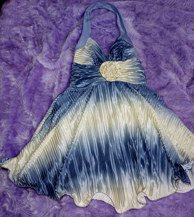 Вечірні, нарядні сукні 46/48 розмірів