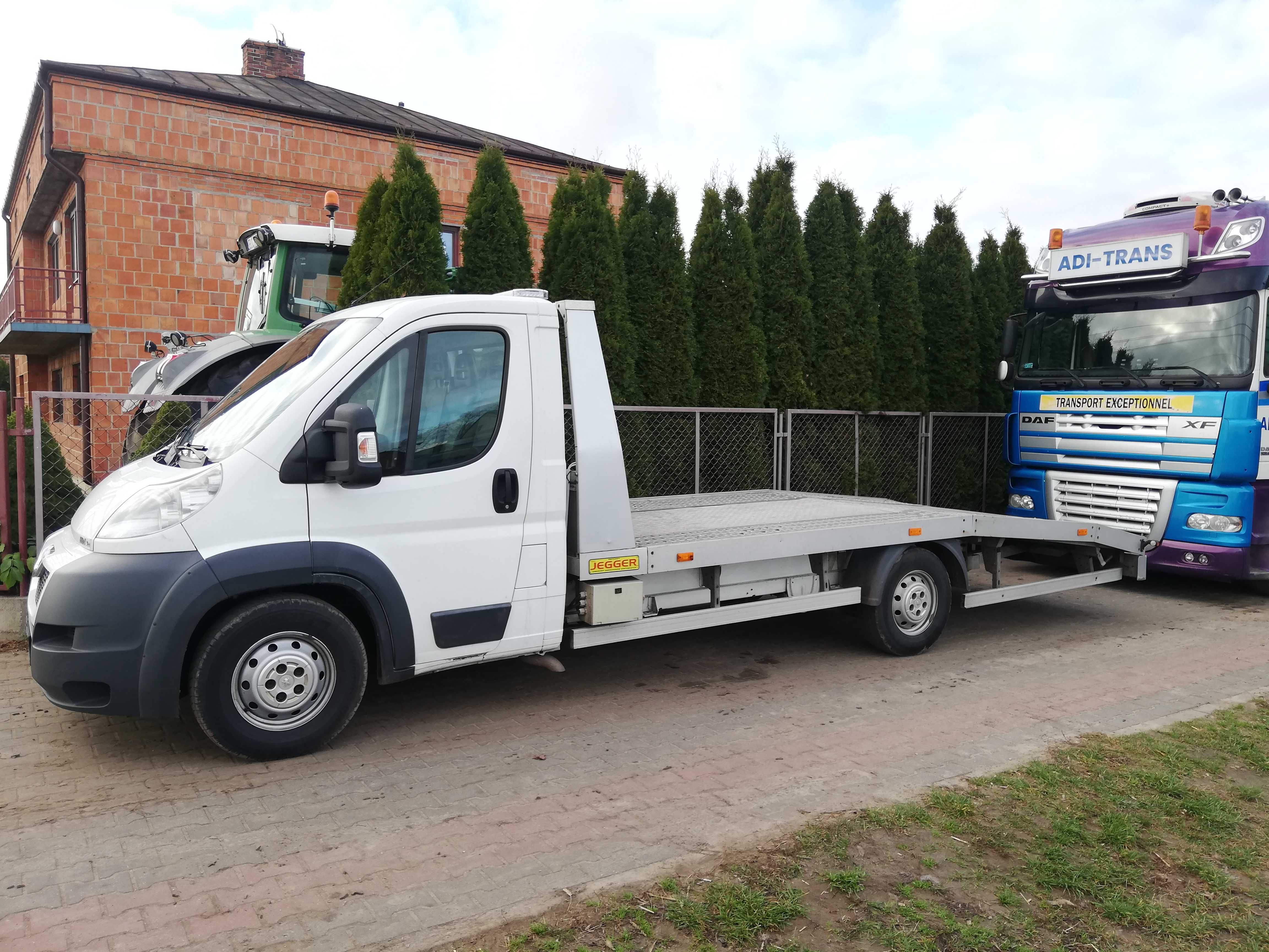 Transport Maszyn Rolniczych, Budowlanych, Pomoc Drogowa Laweta 15 ton.