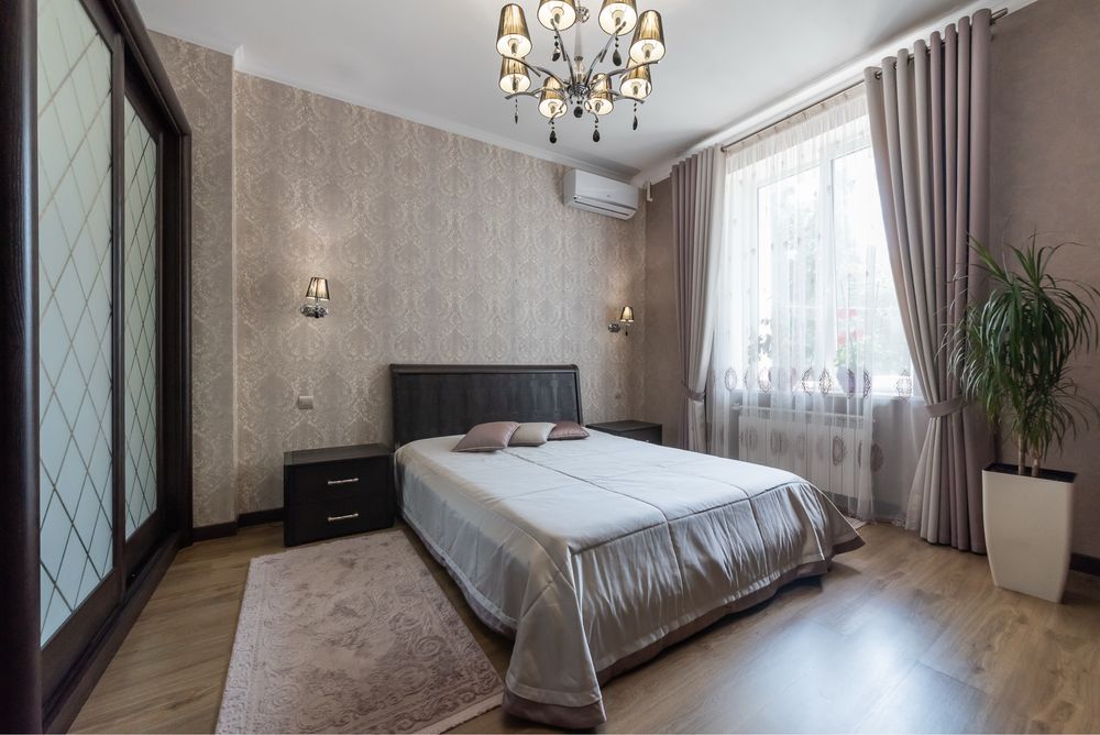 Без % Продається  шикарна квартира , 3 кімнати . Урядовий квартал .