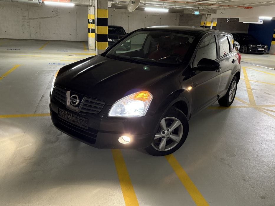 Nisan Кашкай  4:4 /2.0 D