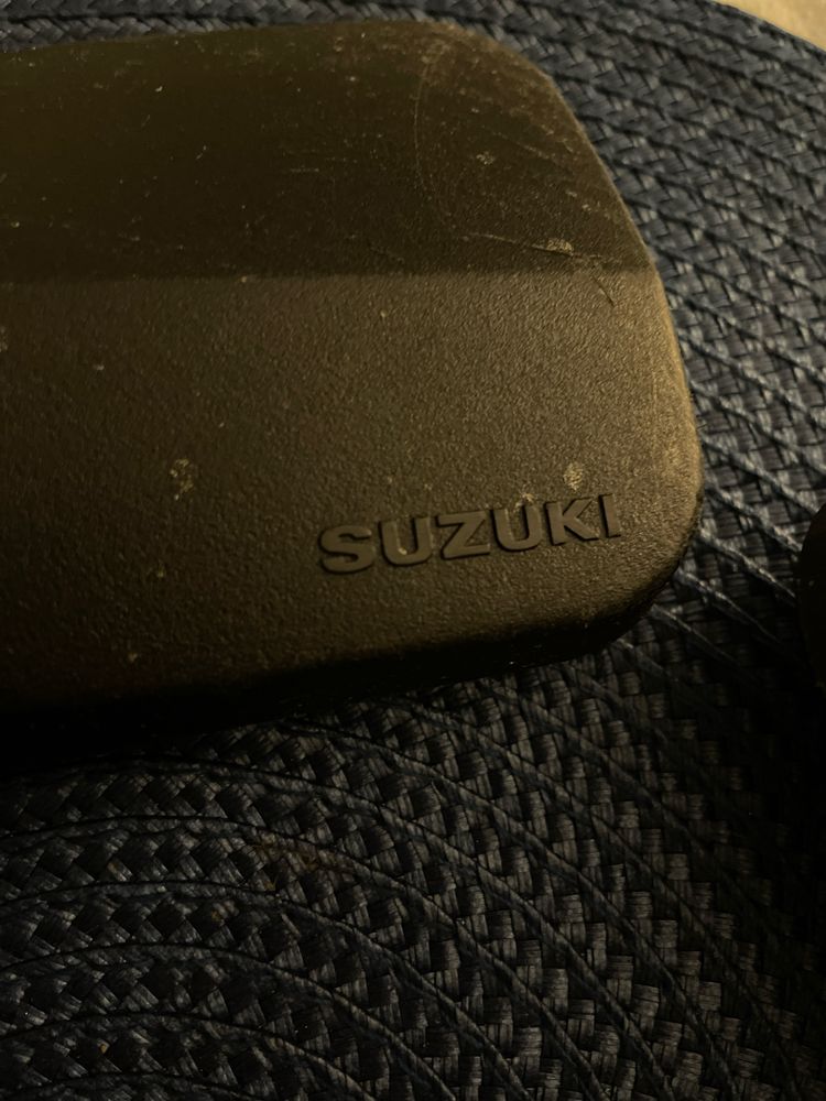 Lustrerka motocyklowe suzuki