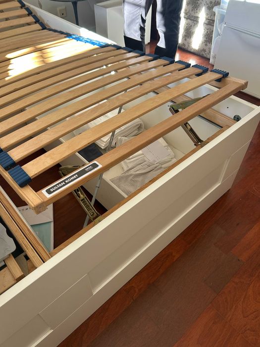 Cama Brimnes de 180x200