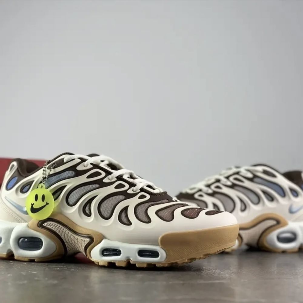 Nike Air Max Plus Drift