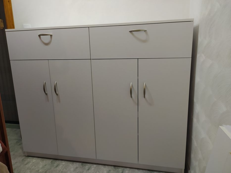 Продам новий комод.