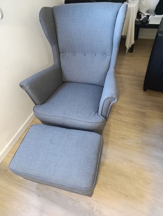 Cadeirao + apoio  ikea como novo 280 euros