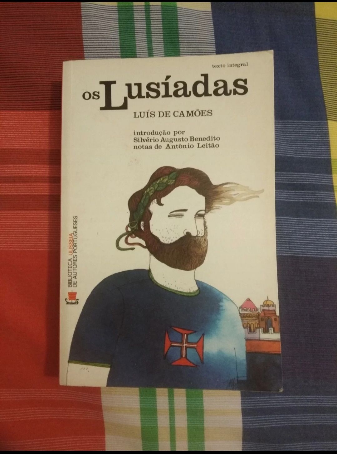 Vários livros usados em bom estado