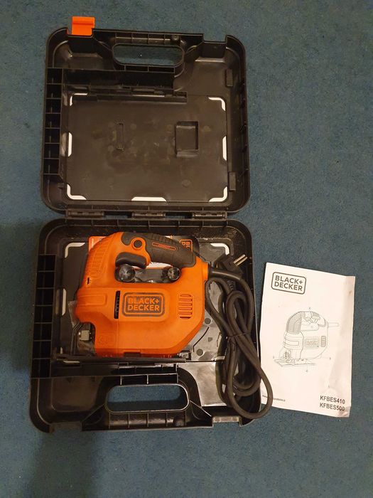 Wyrzynarka elektryczna piła BLACK DECKER KFBES410 + walizka