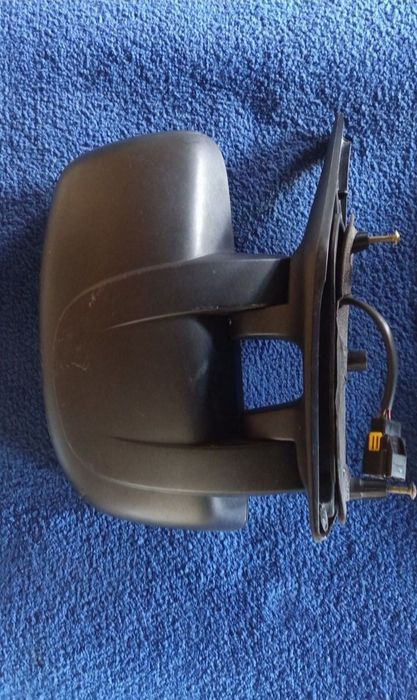 Podgrzewane R e n a u l t II 2 M o v a n o