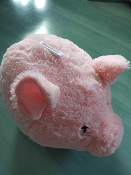 Świnka skarbonka miękka ze sklepu Flying Tiger