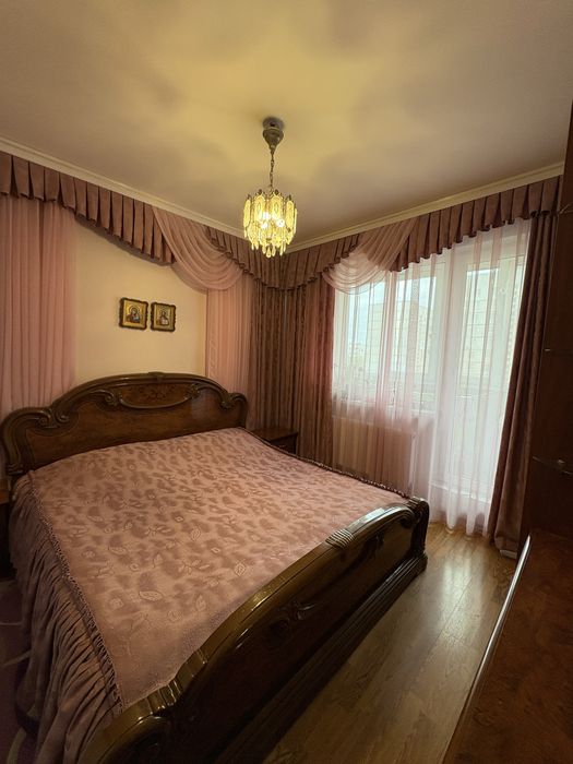 Продам 3-х комнатную квартиру на холодной горе