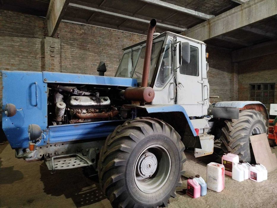 Колісний трактор Т-150