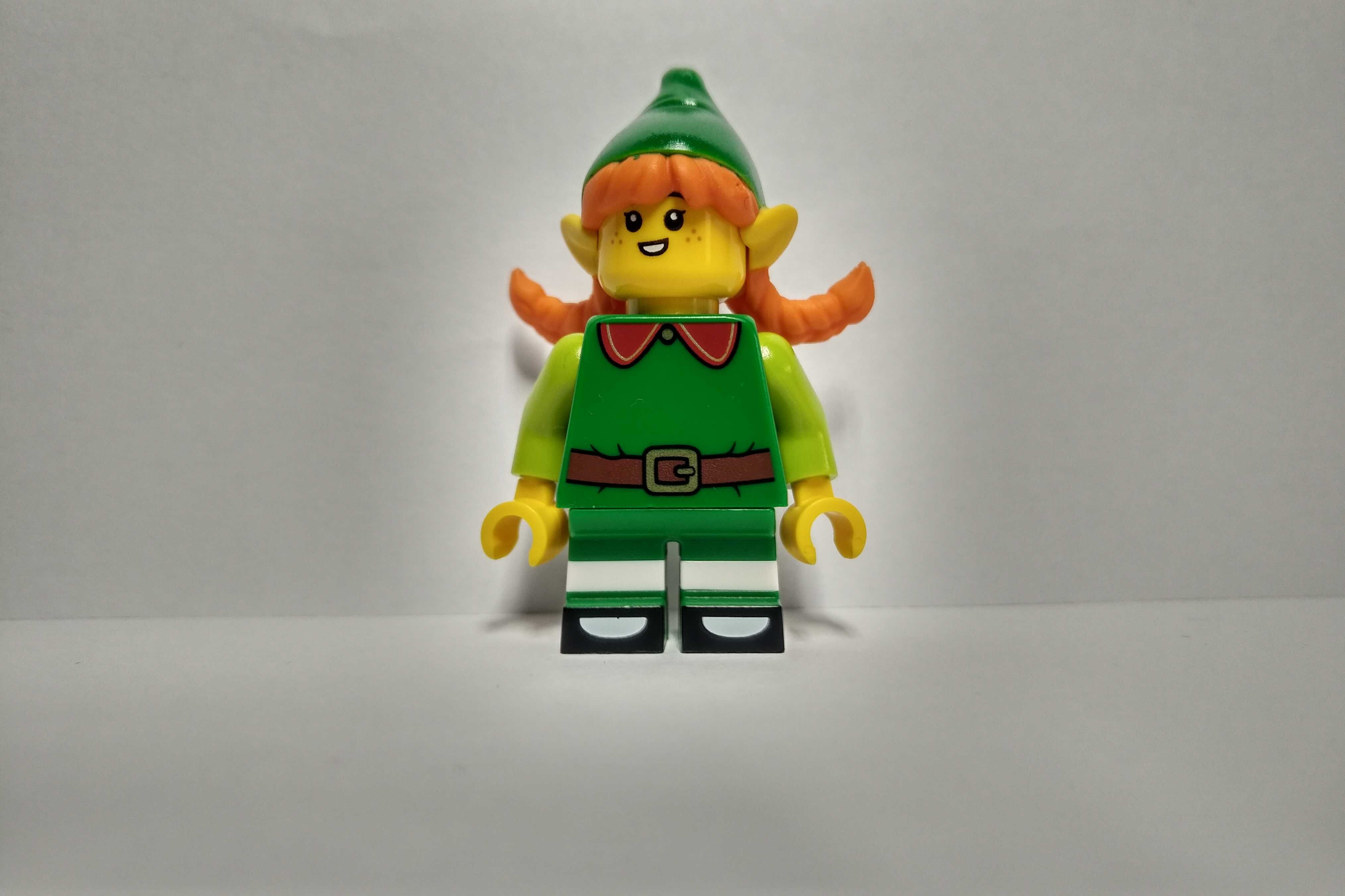 Lego CMF figurka col402 Holiday Elf, Series 23