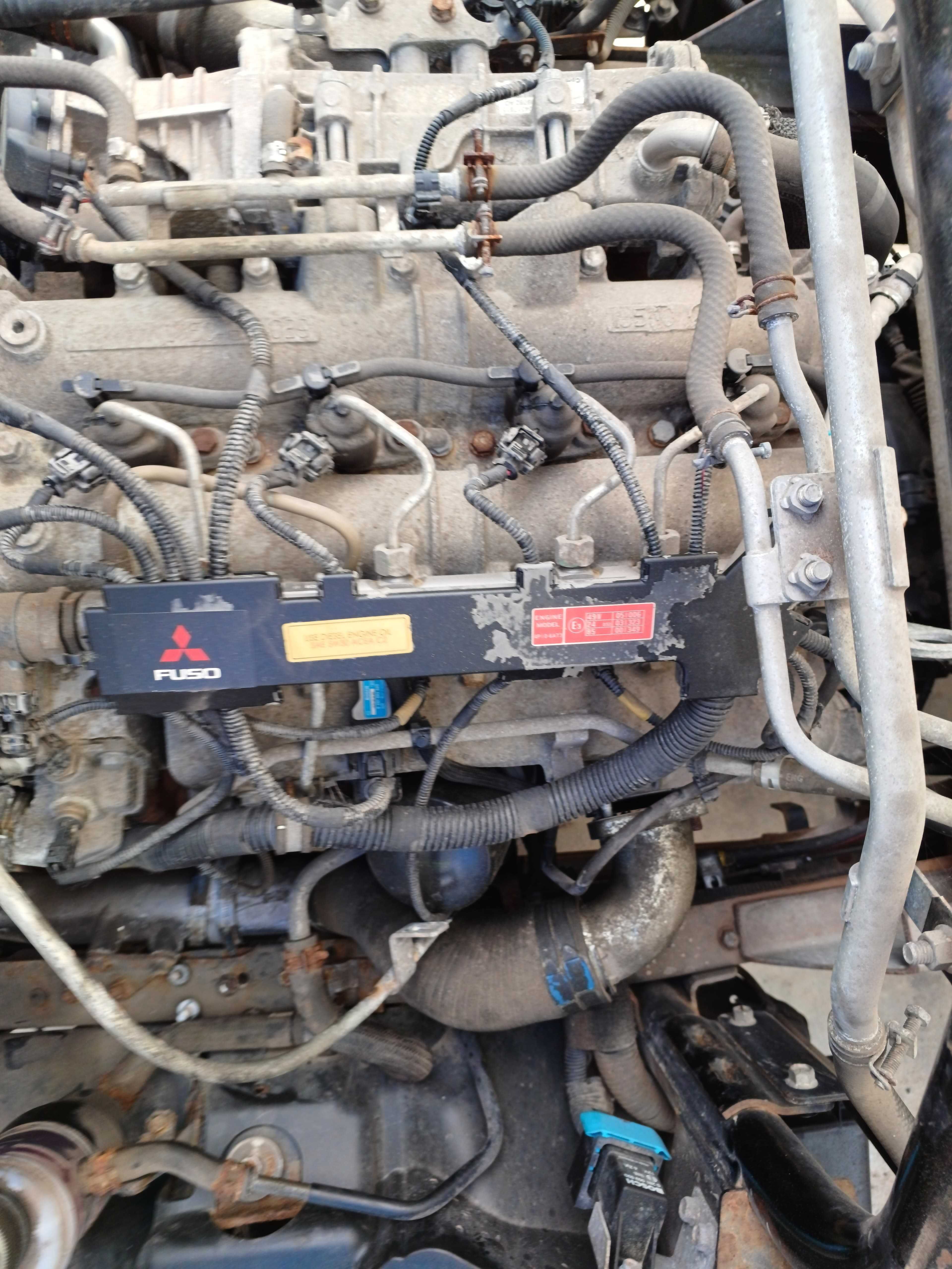Mitsubishi Canter 3.0 ano 2014 Diesel - Ref. 4P10