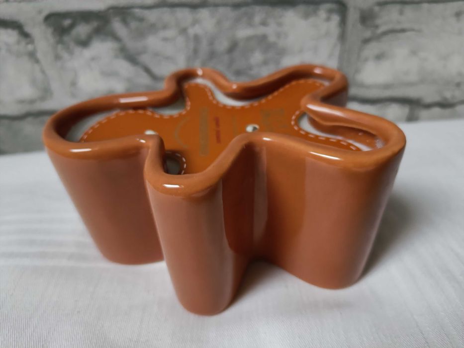Pachnąca świeczka w ceramicznym ludziku piernikowym PRIMARK