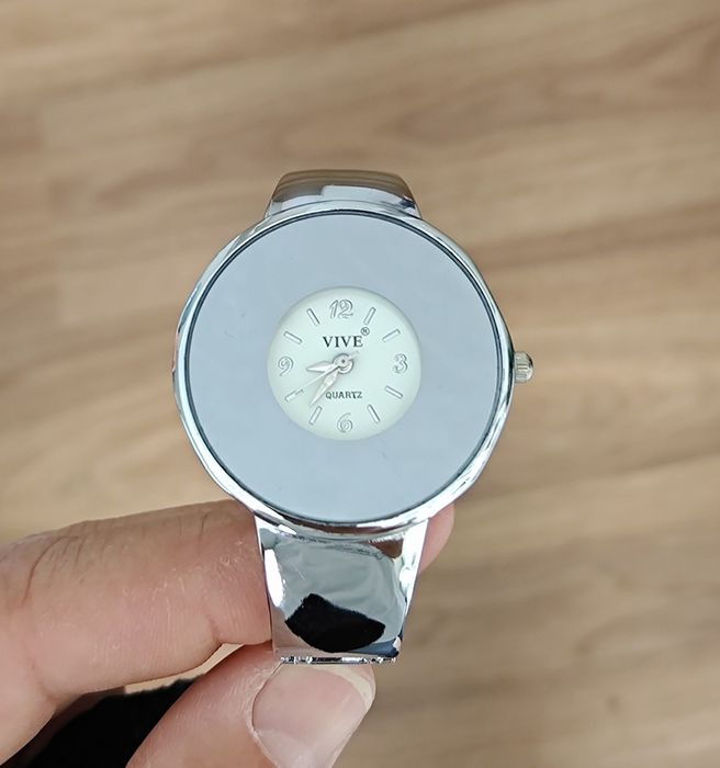 Relógio Vive Prateado como novo