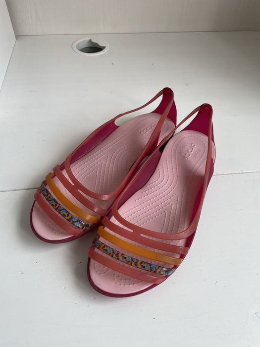 Crocs sandały isabella huarache flat W9 39/40