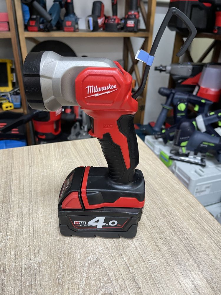 Milwaukee M18 TLED / акумуляторний ліхтар Мілвокі