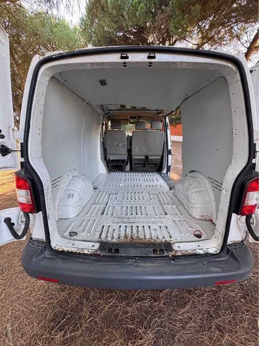Volkswagen Transporter T5 2.0 tdi