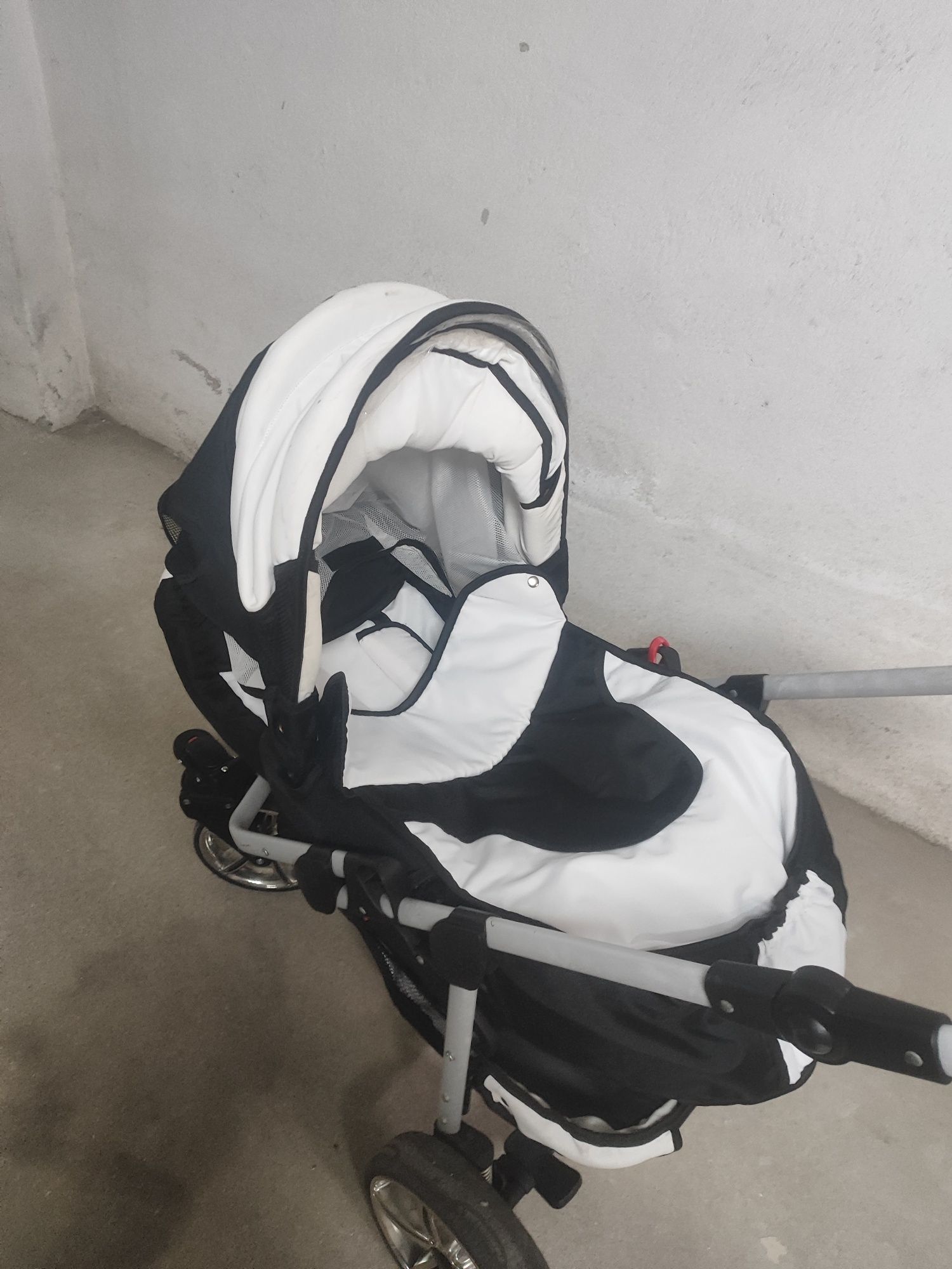 Carrinho de bebê completo