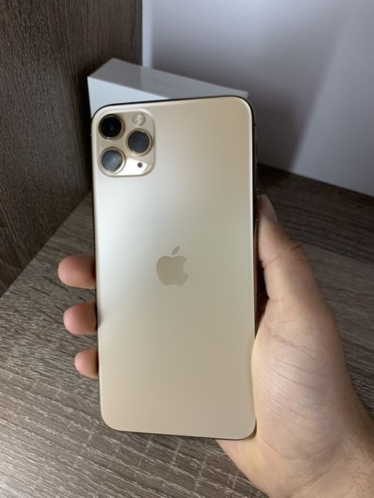 iPhone 11 Pro Max 64Gb/256Gb gold/space/green/silver