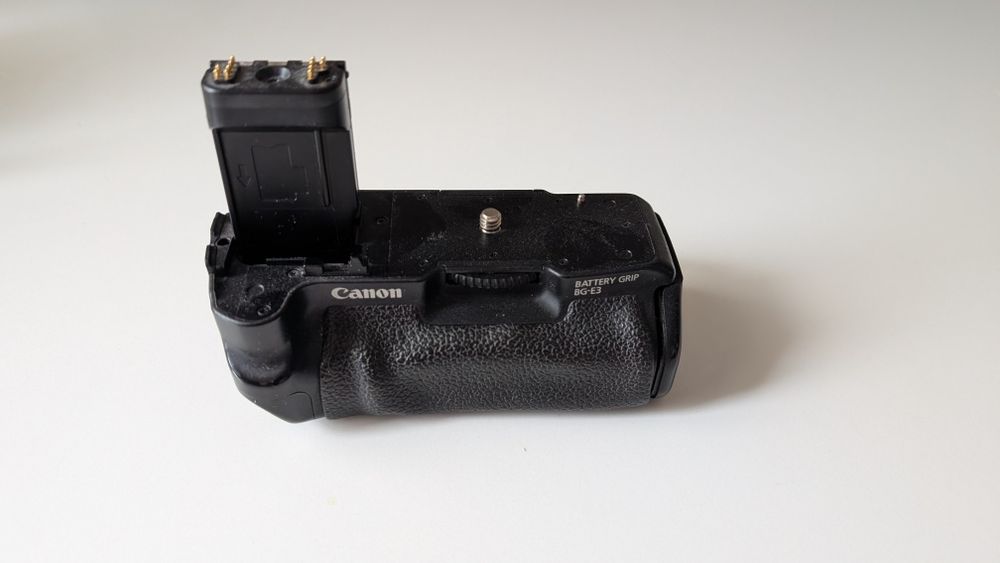 Canon BG-E3 battery grip 400D