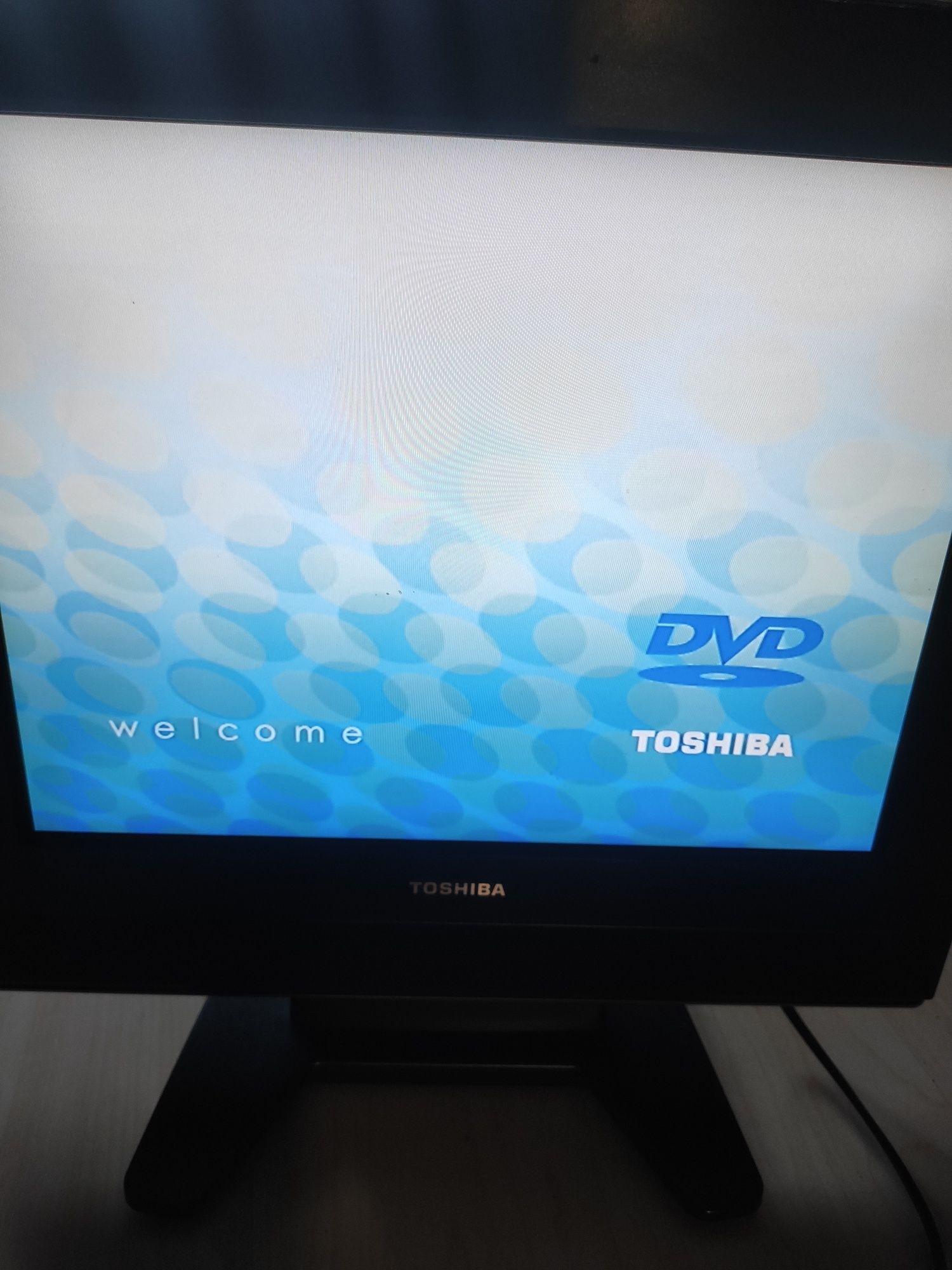 LCD телевизор Toshiba 15SLDT1 COMBO.