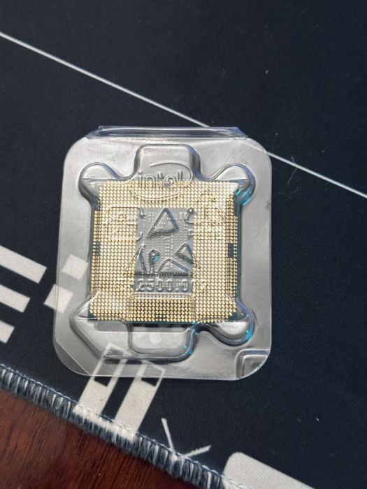 i7 8700k горить помилка cpu